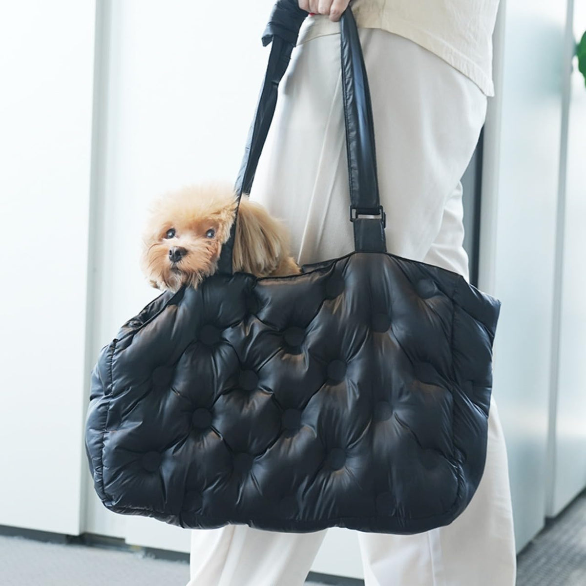 Puffer Pet Carrier for Small Dogs and Cats Quilted Pet Purse (White)
